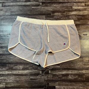 🤑NWOT Champion Women's Plush Shorts